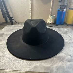 NWT Wide Brim Tear Drop Fedora